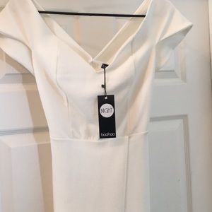 NWT White off shoulder dress
